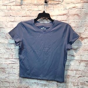 Hollister cropped tee small